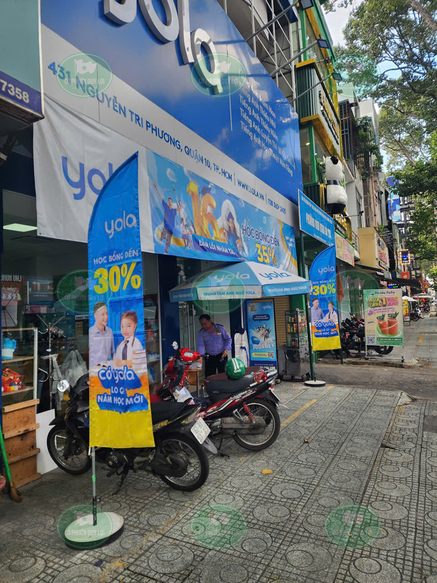 Cờ phướn cánh buồm trung tâm Anh ngữ