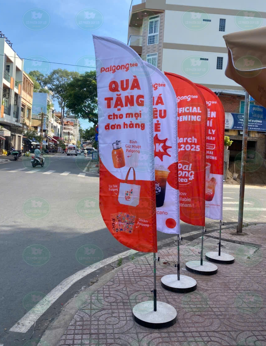 Cờ phướn giọt nước cửa hàng trà sữa
